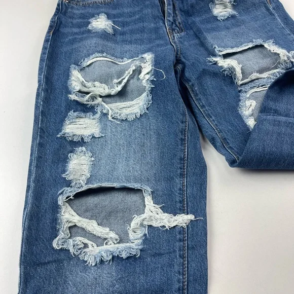 Missguided Petite Riot High Rise Ripped Jean - Picture 3 of 8